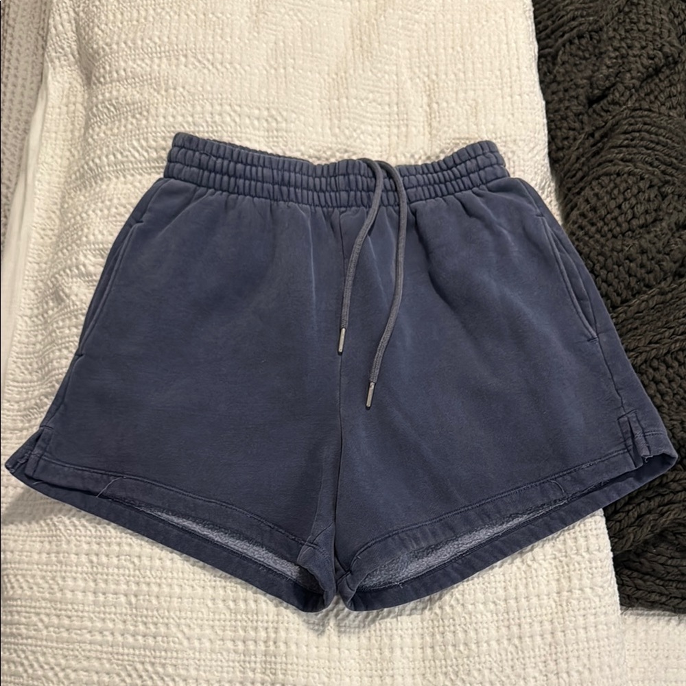 Abercrombie dyed shorts Navy size M